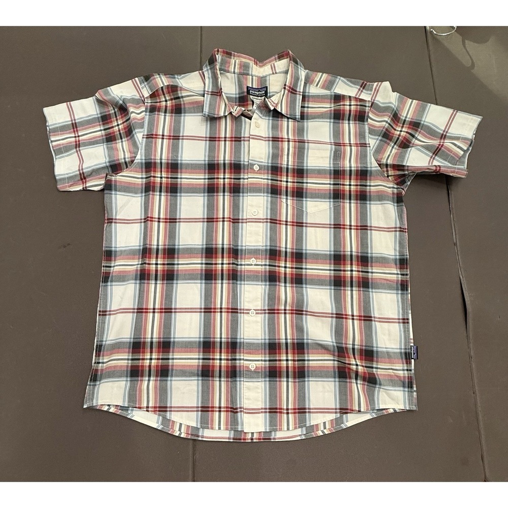 Patagonia Fezzman Shirt Short Sleeve Plaid Button Up Organic Cotton Blend Mens L